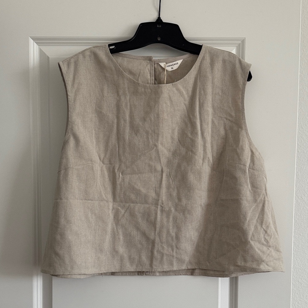 Commense Beige Sleeveless Crop Top